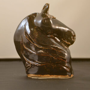 Hästhuvud i stengods