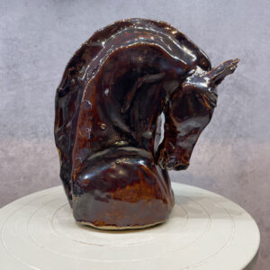 Hästhuvud i stengods