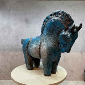 Häst i raku